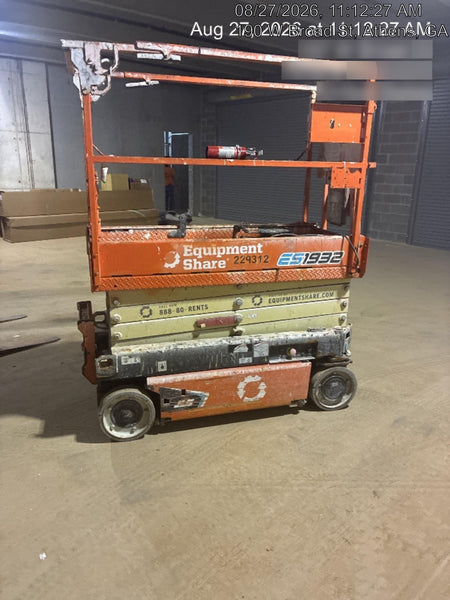 2022 JLG ES1932