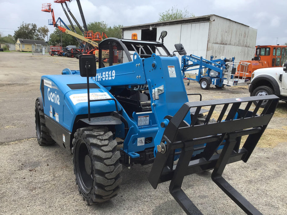 2018 GENIE GTH-5519