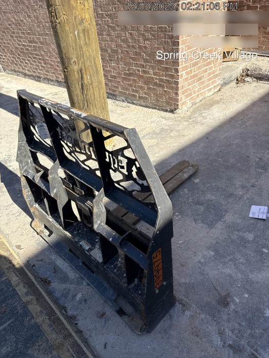 2024 PALADIN 48" Pallet Forks - Paladin