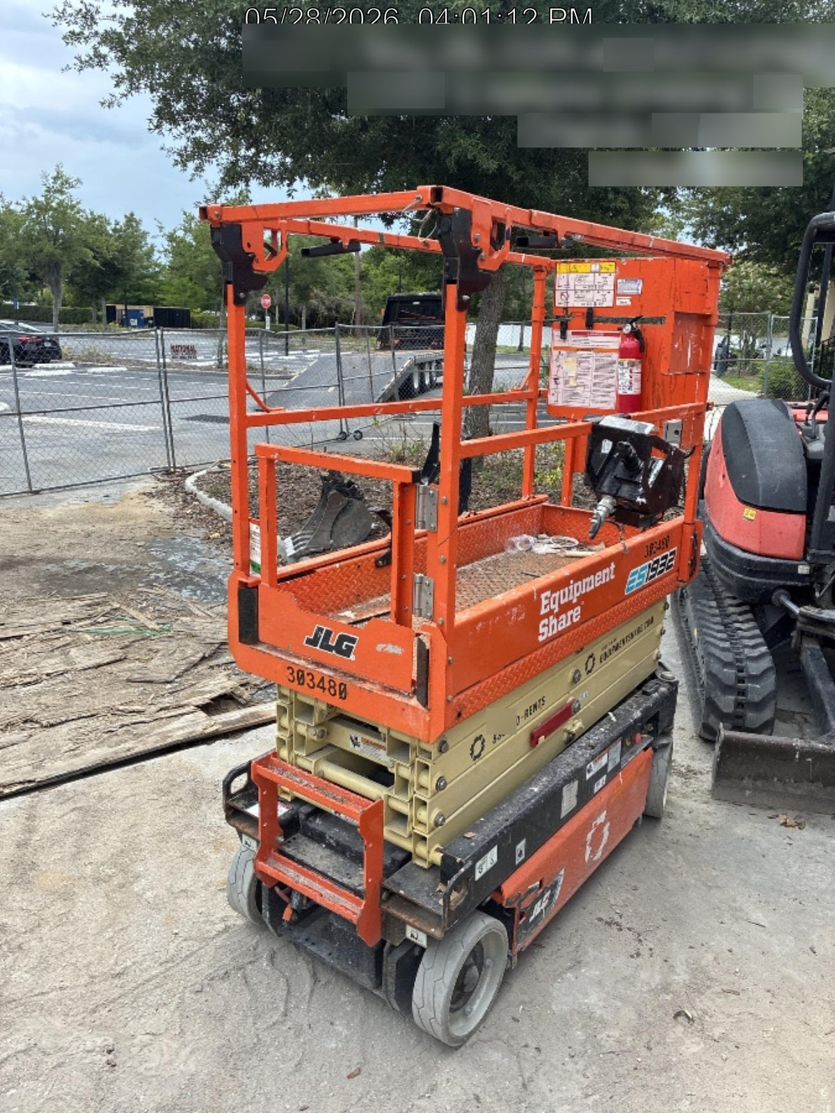 2023 JLG ES1932
