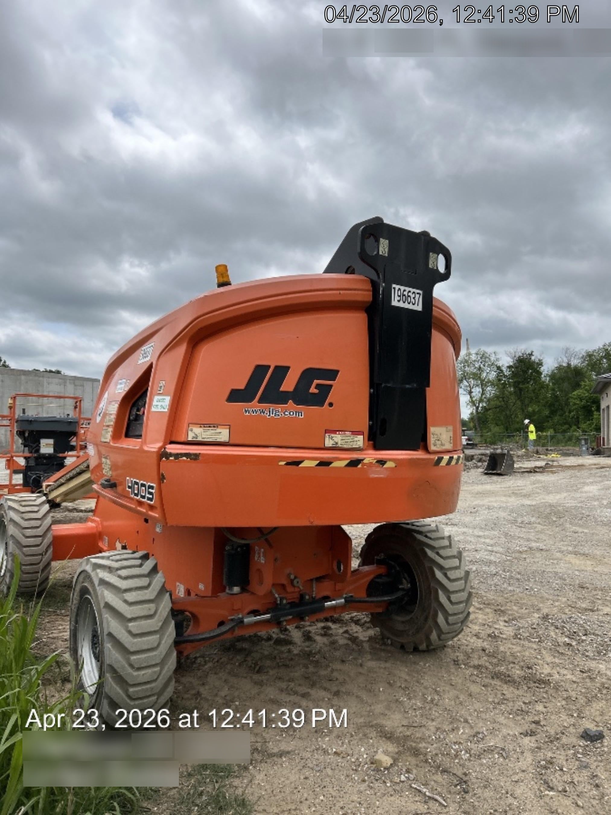 2021 JLG 400S