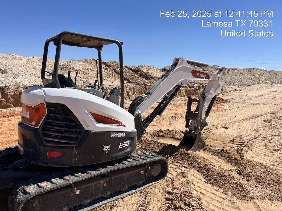 2022 Bobcat E50 Canopy, Rubber Tracks, Manual QC, Hydraulic Thumb