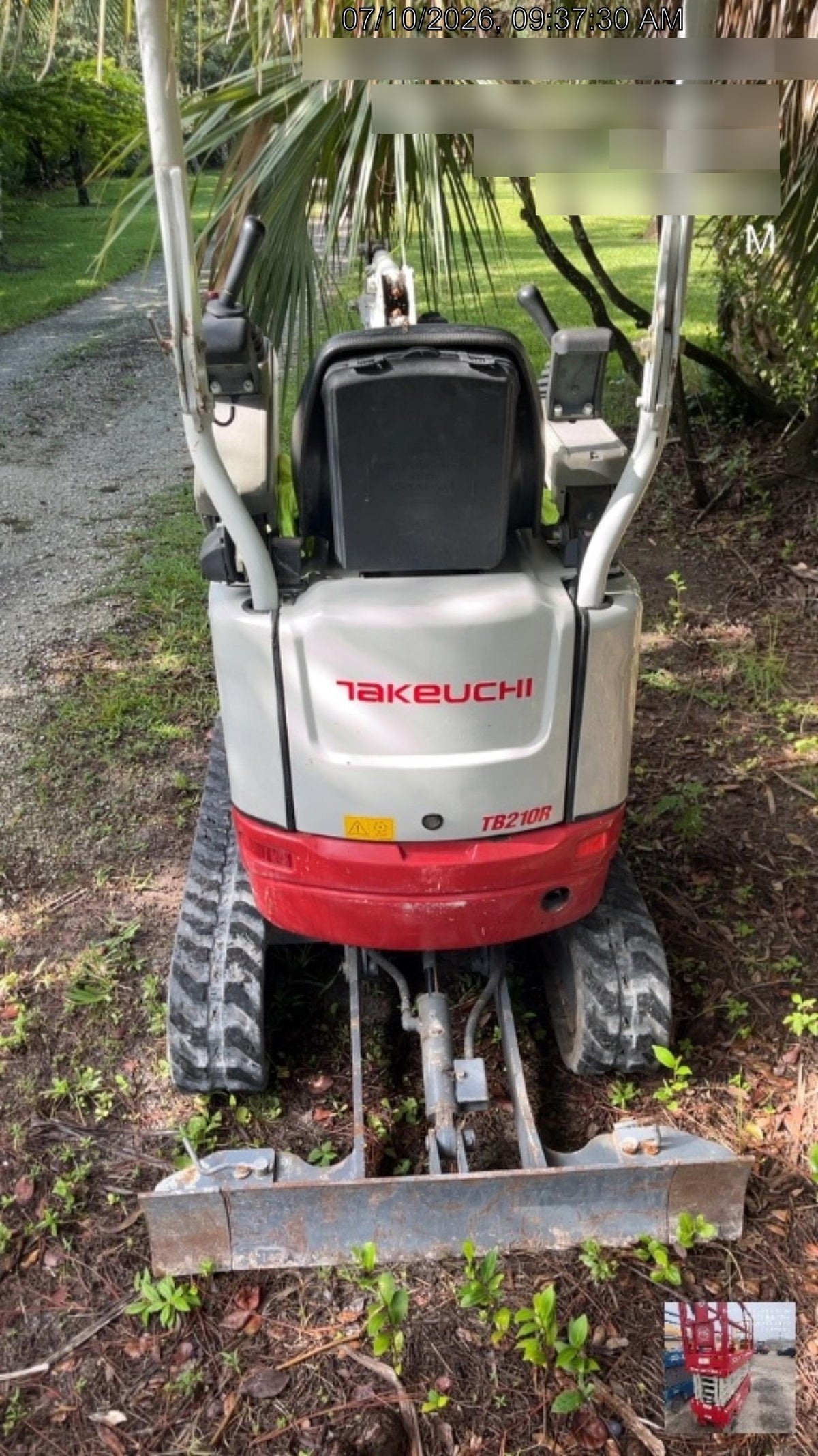 2022 TAKEUCHI TB210R