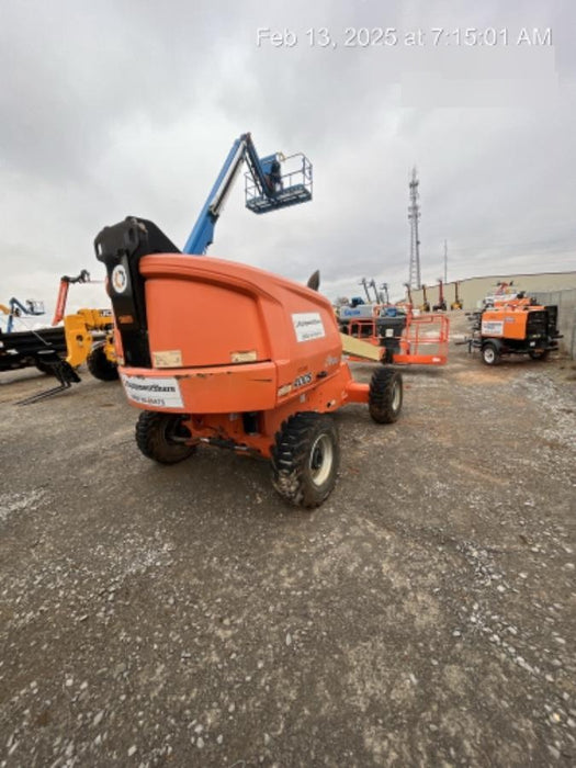 2019 JLG 400S