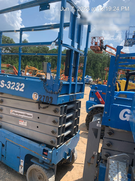 2016 Genie GS-3232 Genie GS3232 Narrow Scissor Lift