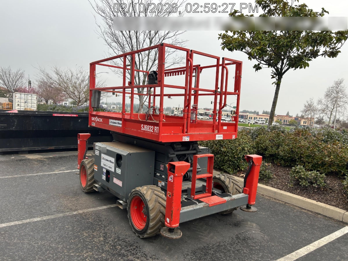 2021 SKYJACK SJ6832 RT