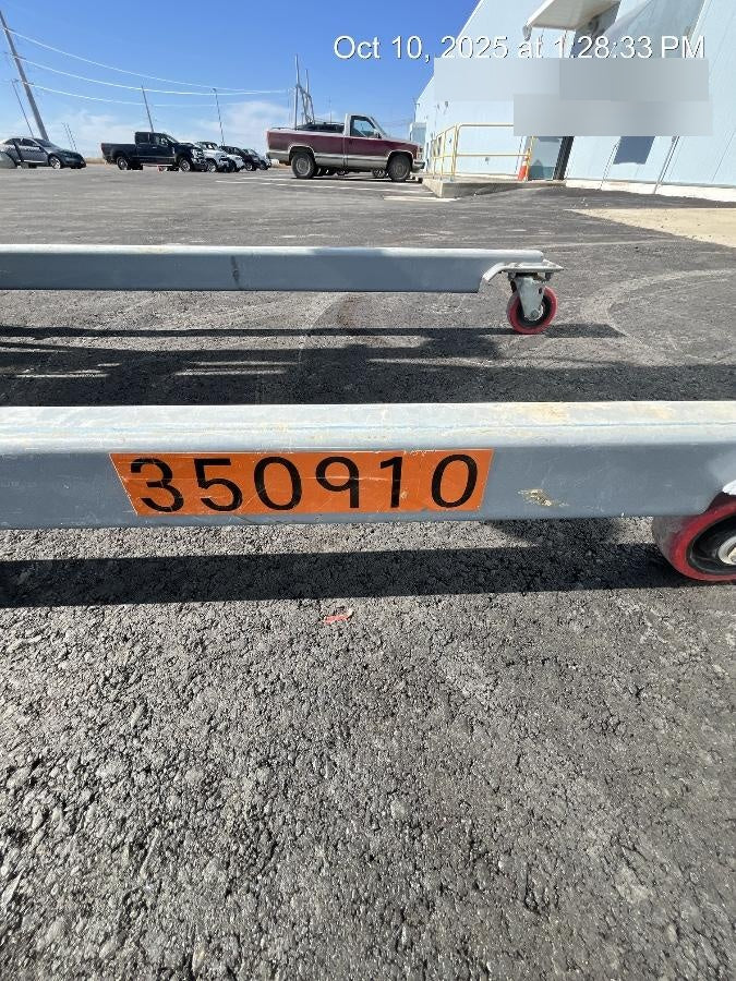 2023 GENIE SLC-24