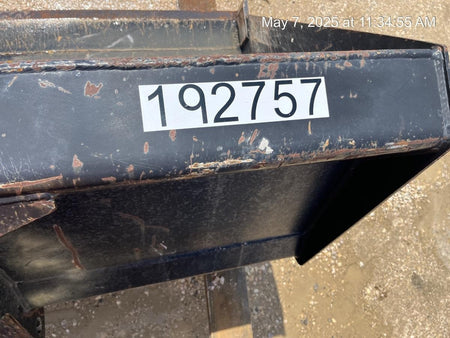 2017 SKYTRAK 70" Bucket, Telehandler 6k-7k