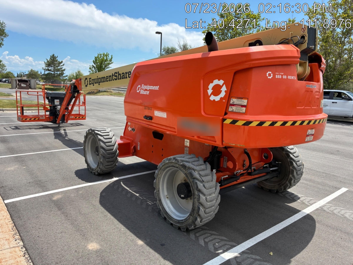 2023 JLG 660SJ