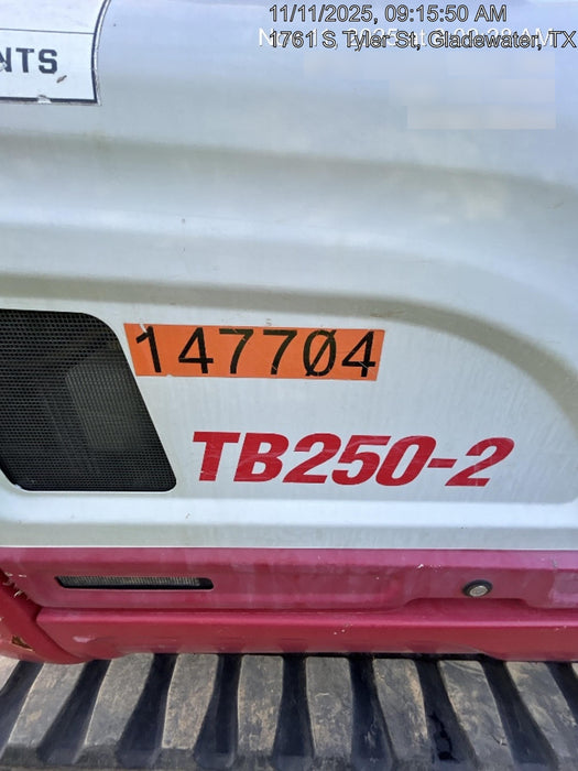 2021 TAKEUCHI TB250-2