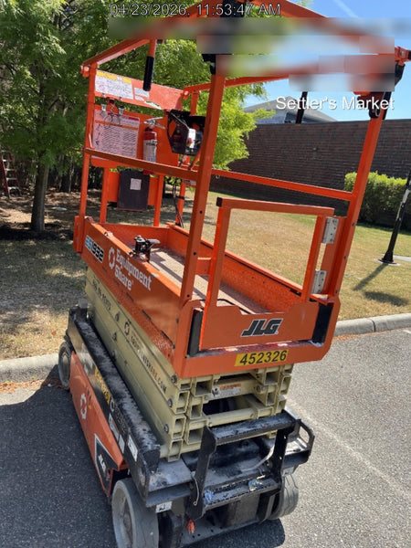 2024 JLG ES1932