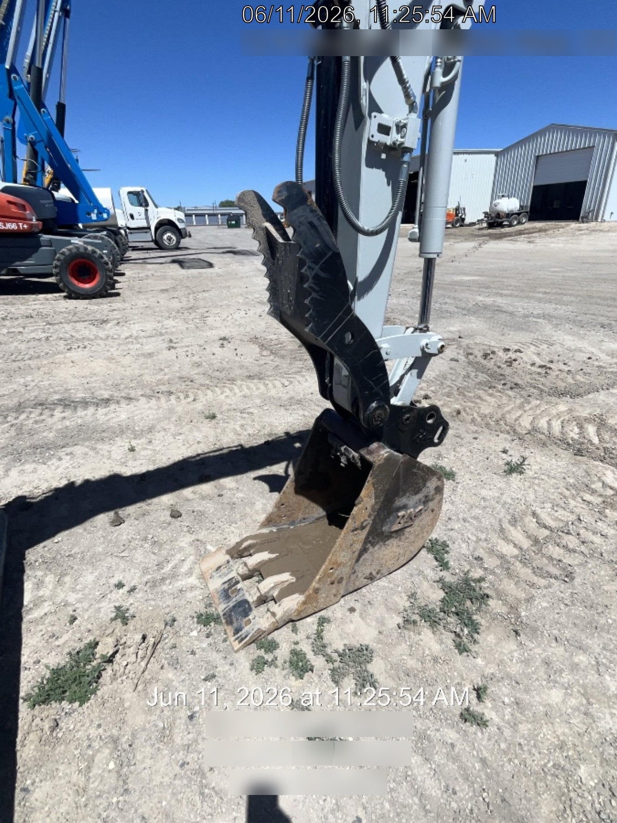 2025 TAKEUCHI TB235-2CR