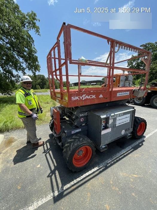 2017 SKYJACK SJ6832 RT