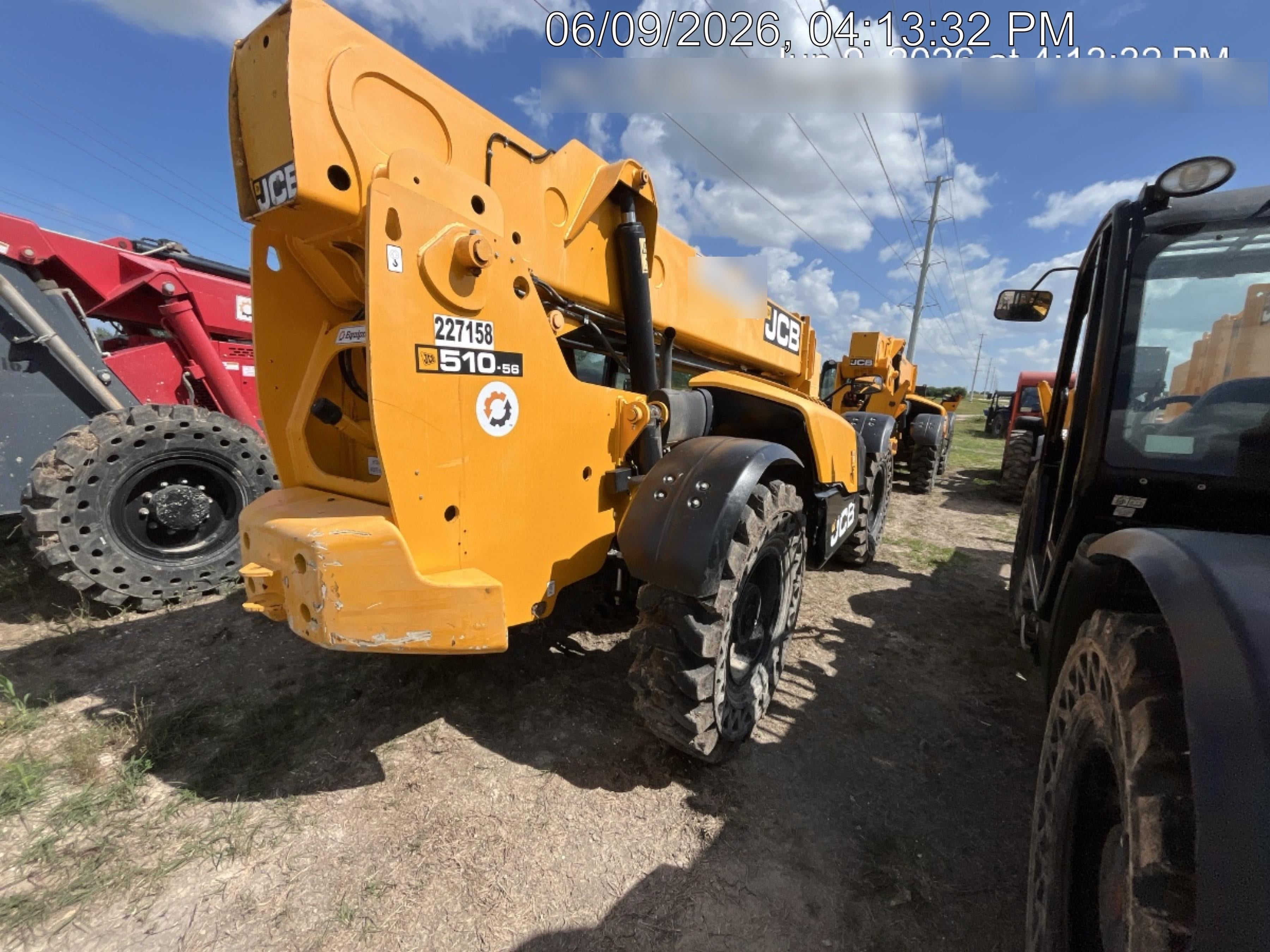 2022 JCB 510-56