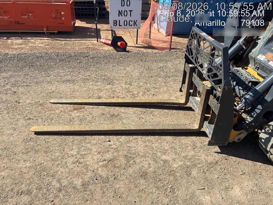 2025 PALADIN 72" Skid Steer Forks