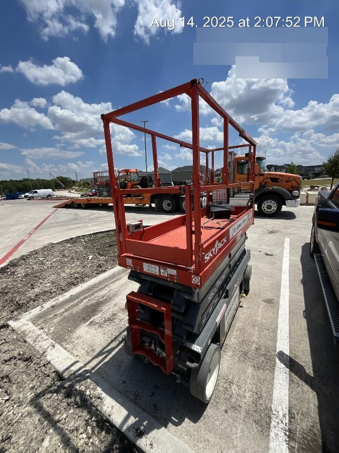 2022 SKYJACK SJ3226