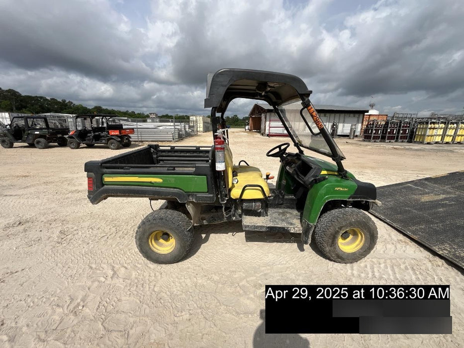 2020 John Deere 815E 2S 2 - 3 Seat UTV, DSL, 4WD, Canopy, Standard Rental Spec