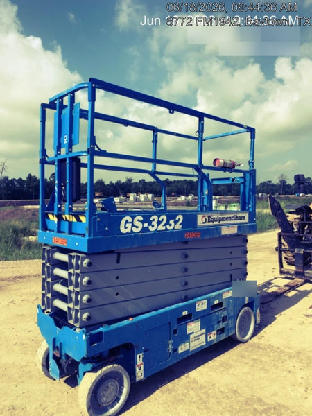 2023 GENIE GS-3232