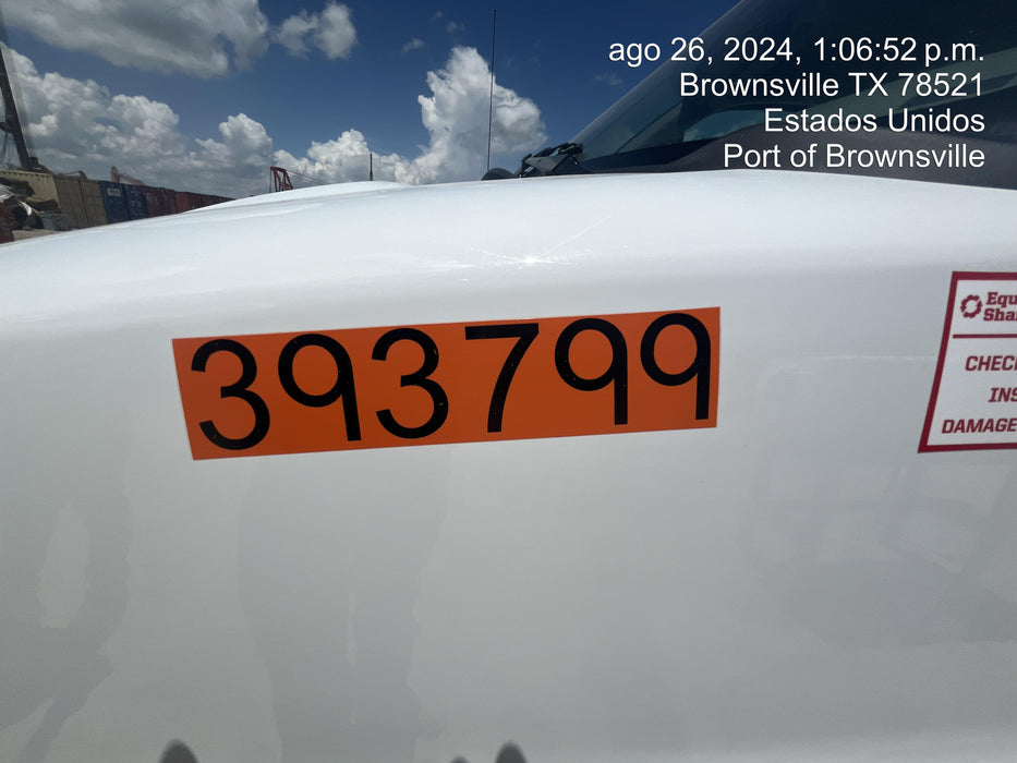 2023 CHEVROLET Express Van - Rental