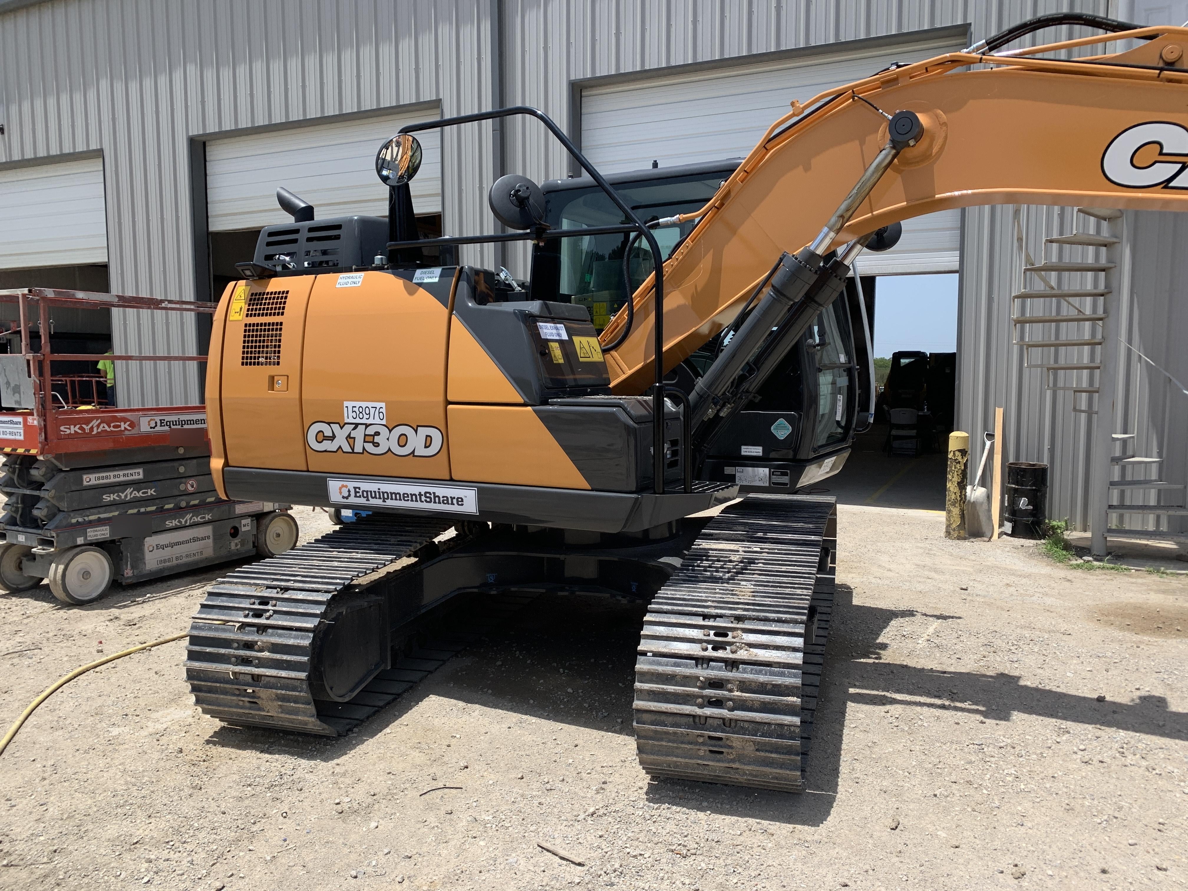 2021 CASE CX130D
