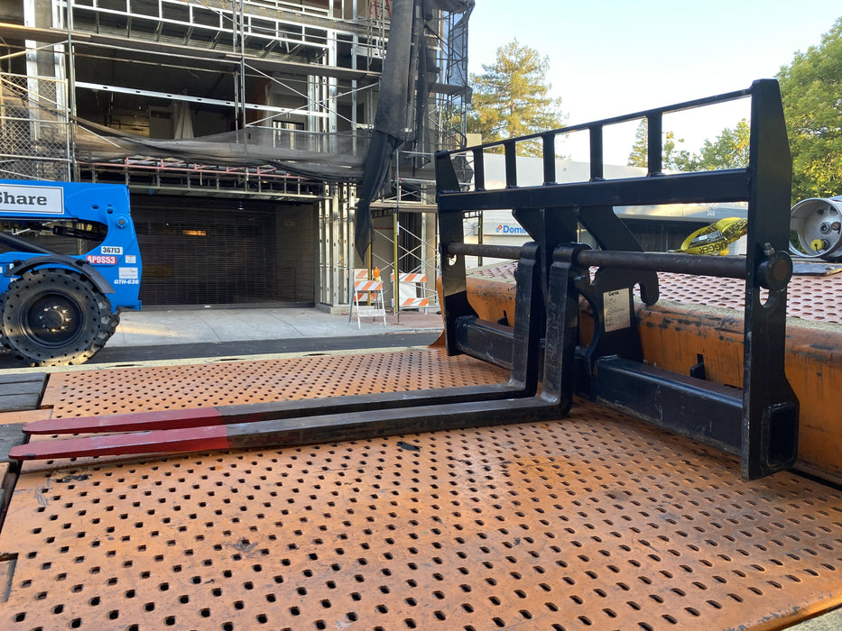 2021 JLG 72" Swing Carriage - JLG