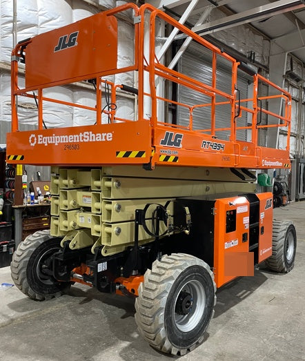 2023 JLG RT4394