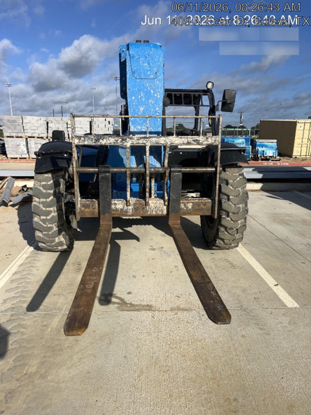 2018 Genie GTH-636 GTH-636 w/Open ROPS, Solid Tires, beacon/work lights, 48" carriage/forks