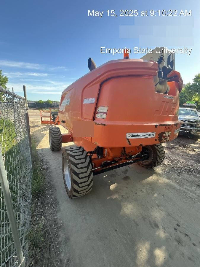 2021 JLG 660SJ