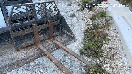 2022 PALADIN 48" Pallet Forks - Paladin