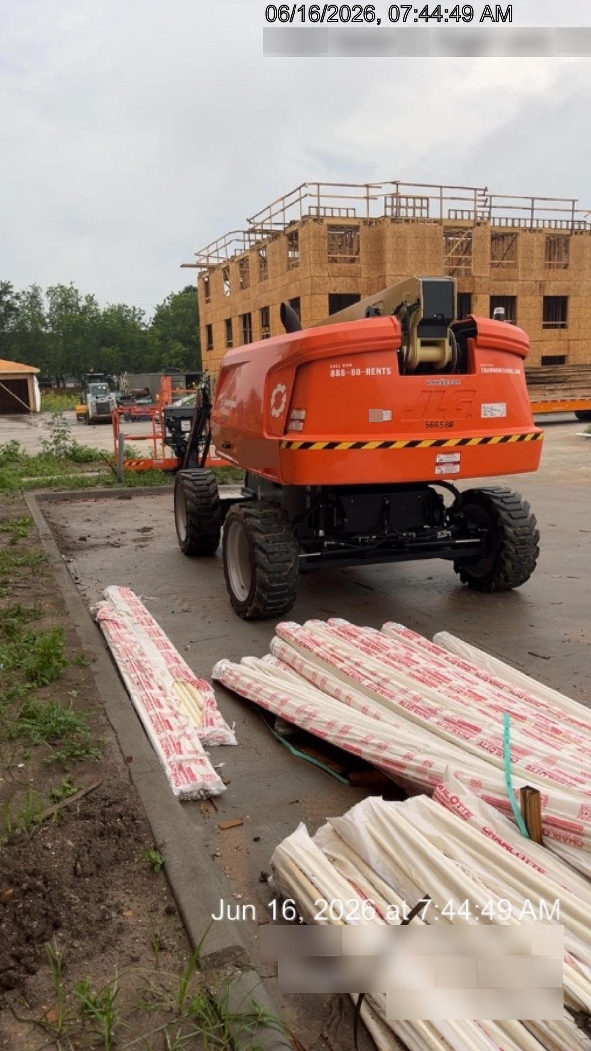 2025 JLG 660SJ