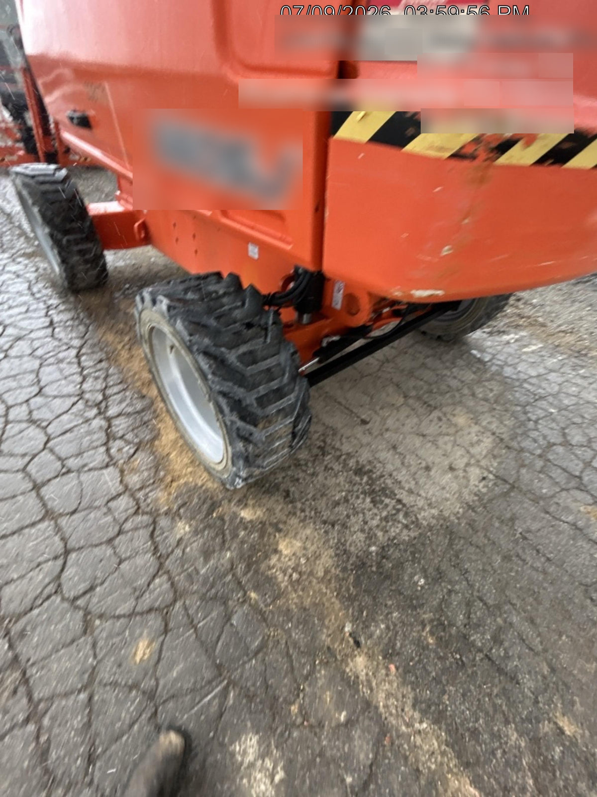 2022 JLG 660SJ