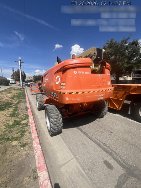 2022 JLG 660SJ