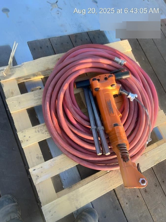 2024 MICHIGAN PNEUMATIC ES-TPB90-118-TRACKER