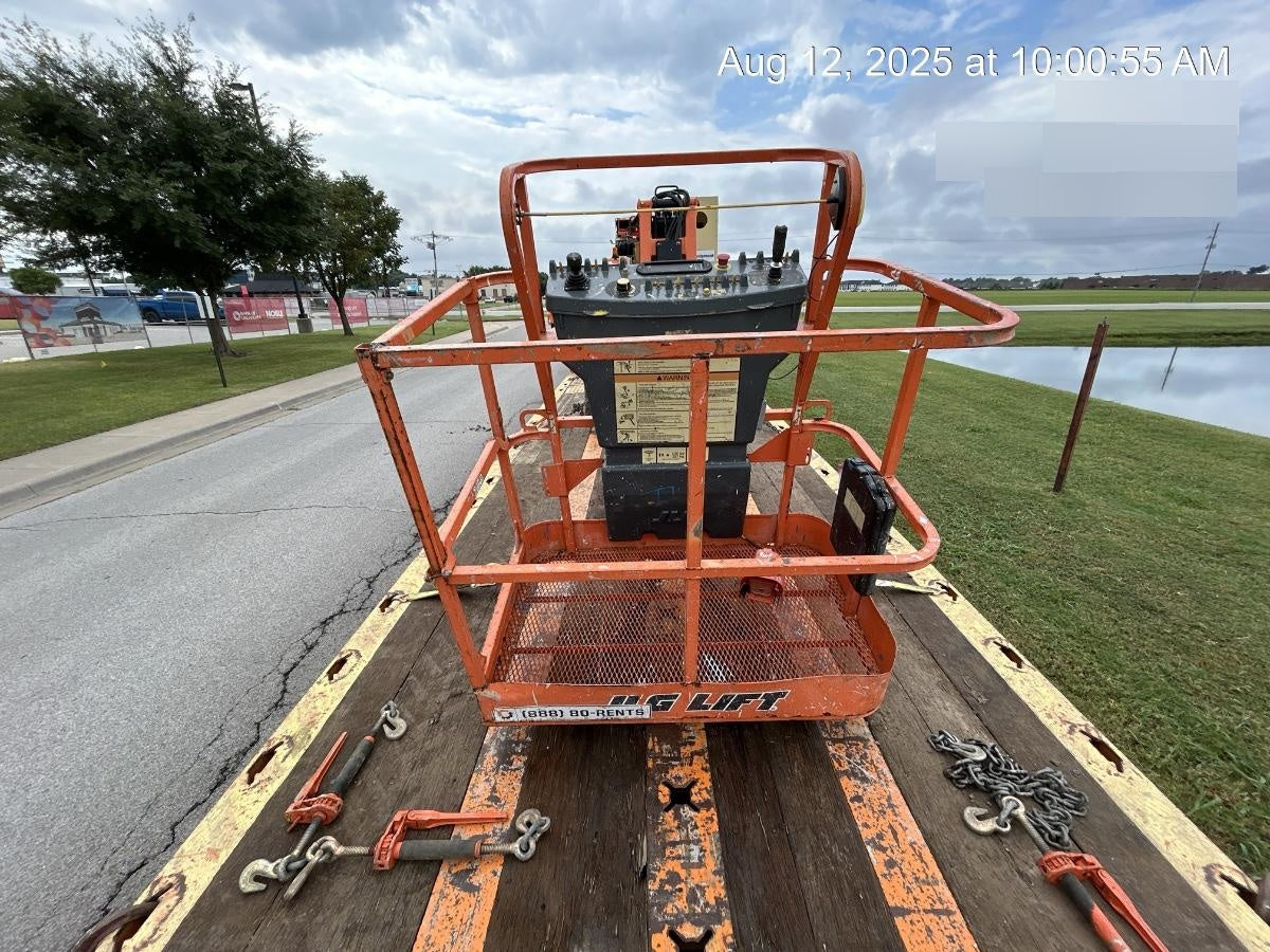 2018 JLG E400AJP