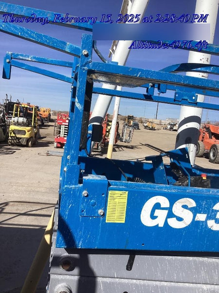 2020 Genie GS-3232 Standard, Folding half height swing gate