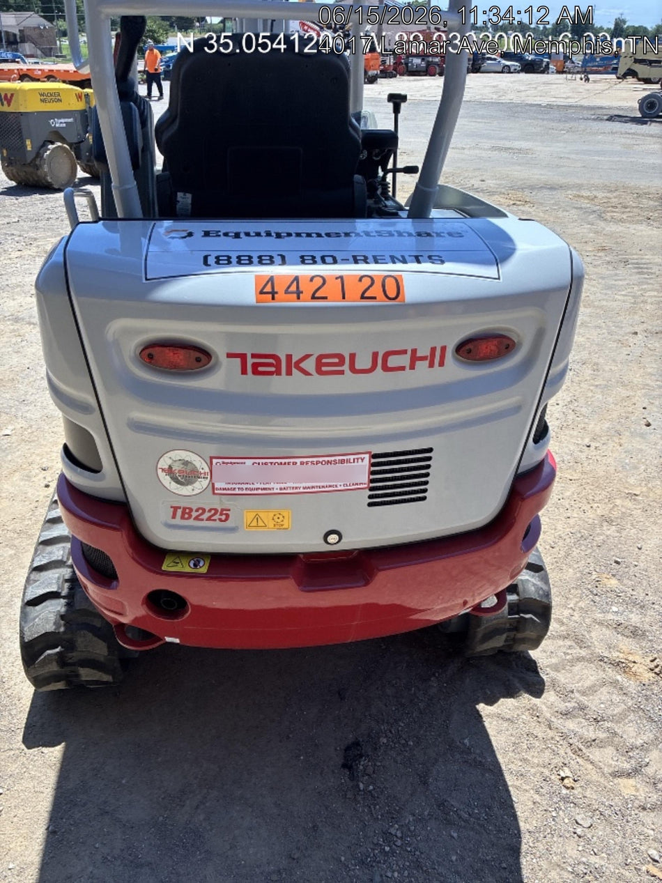 2023 TAKEUCHI TB225R