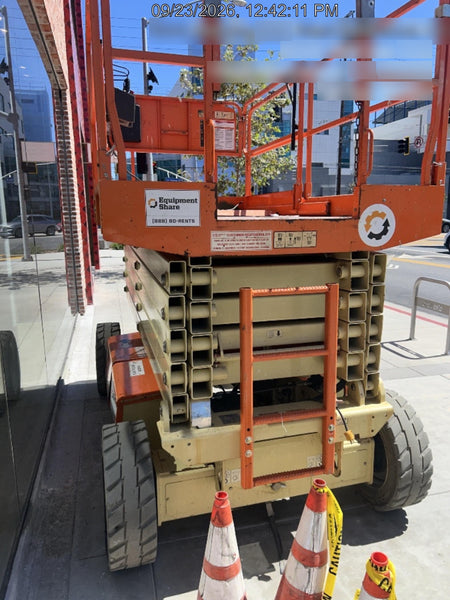 2018 JLG 4069LE