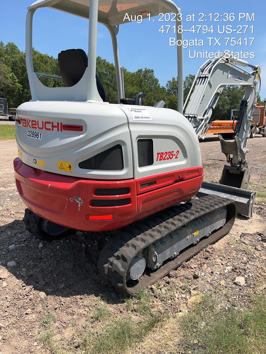 2023 TAKEUCHI TB235-2R