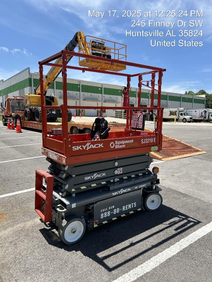 2024 Skyjack SJ3219 Electric Drive, Sld NM Tires, DBcns, RFRails, Power to Platform, T3 + Access Control