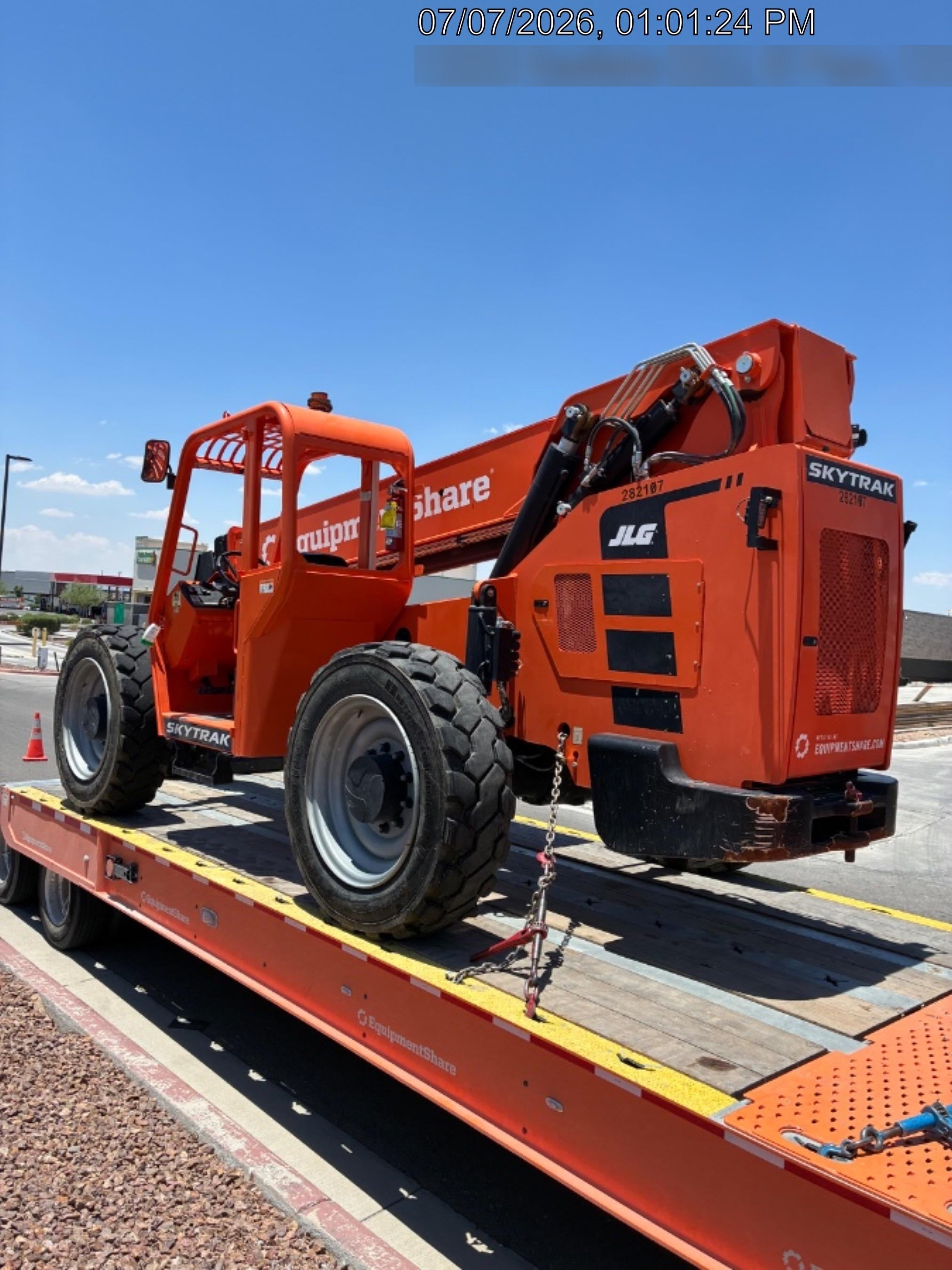 2022 SKYTRAK 8042