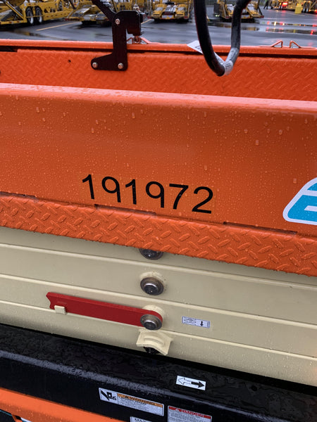 2021 JLG ES1932