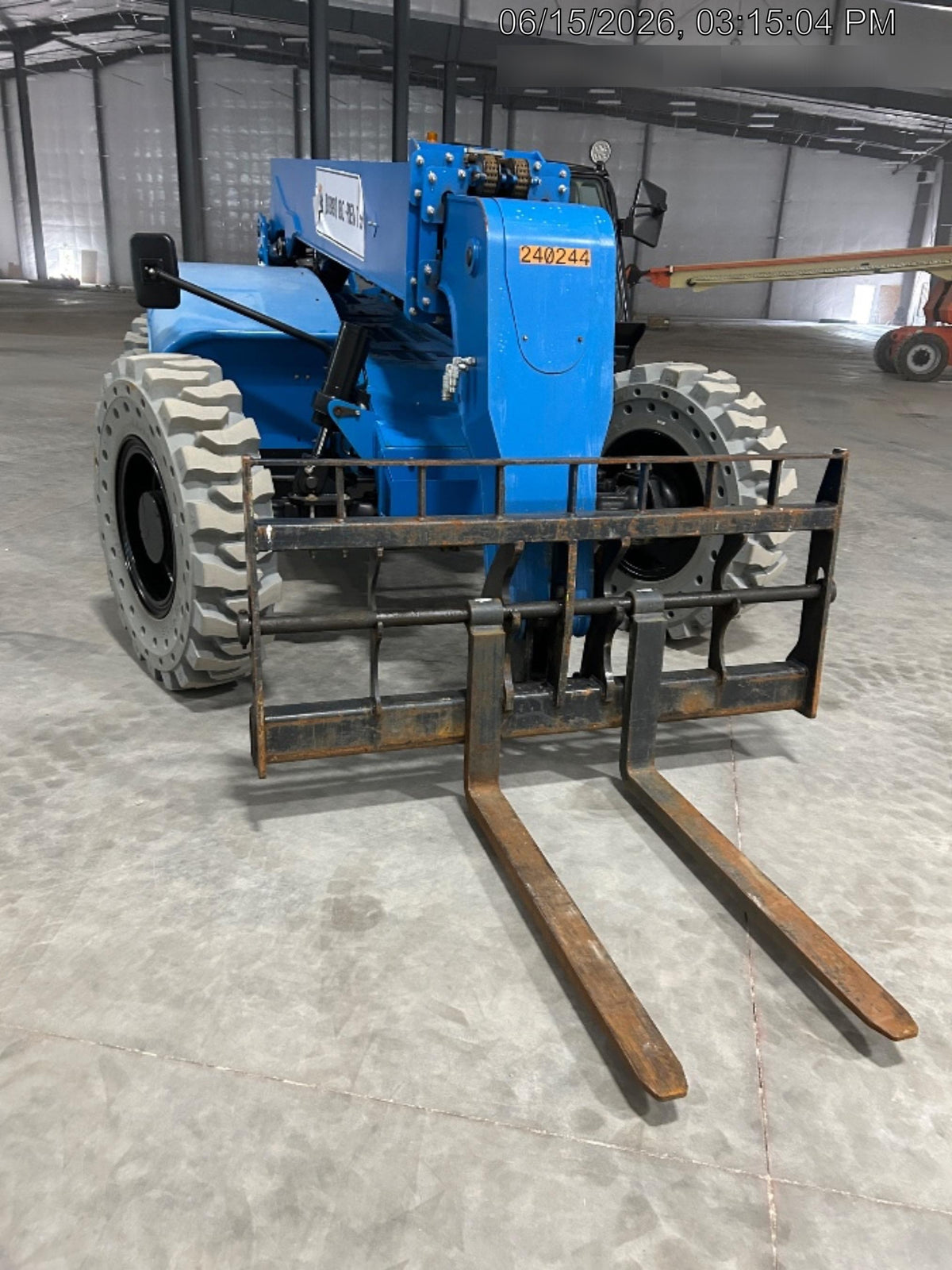 2022 GENIE GTH-844