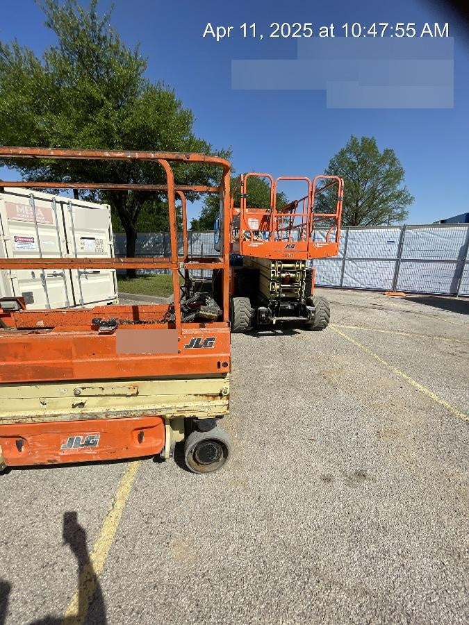 2016 JLG 1930ES
