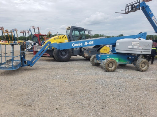 2017 GENIE S-45