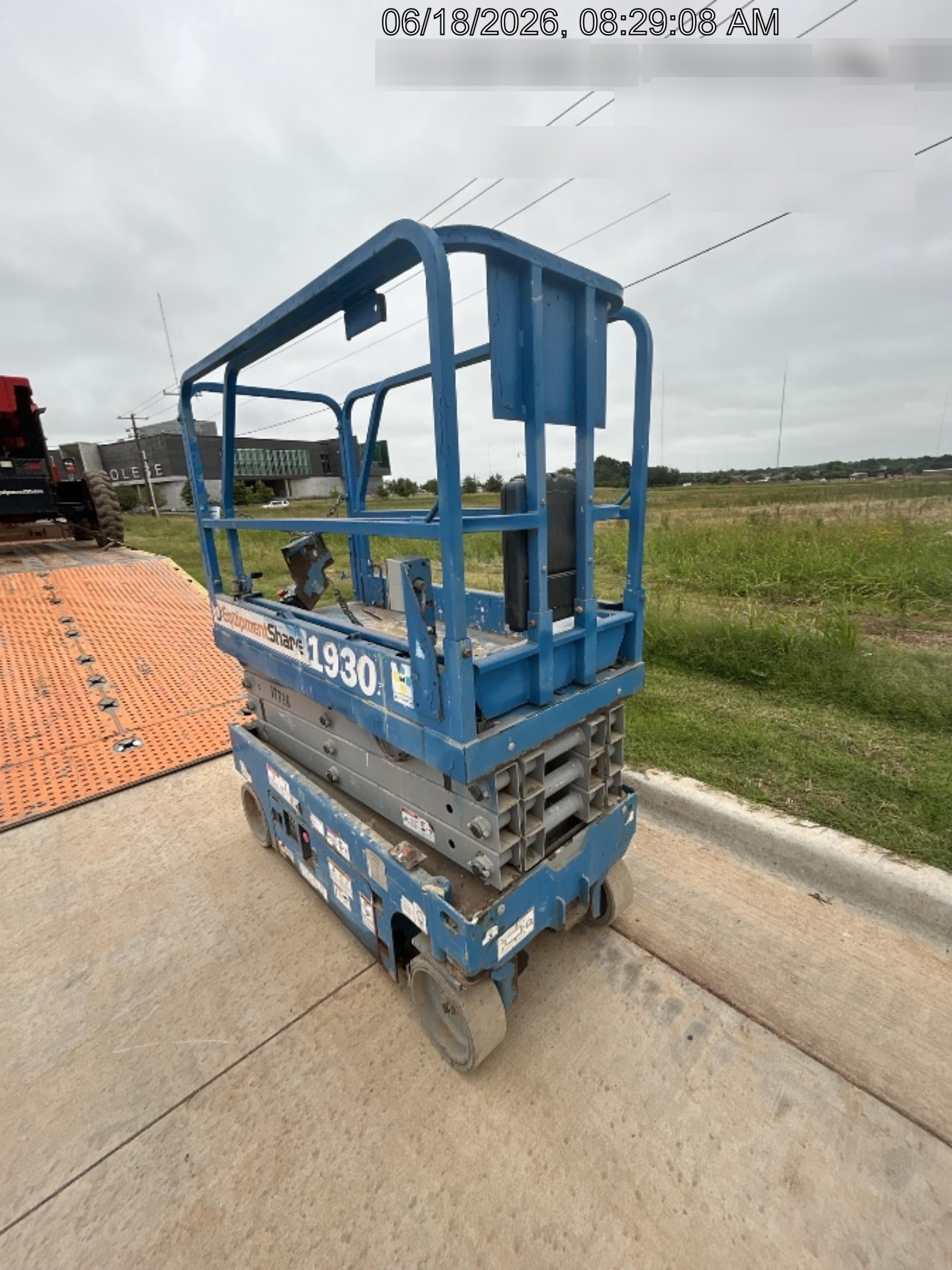 2018 Genie GS-1930 Genie GS-1930 w/Fixed Rail, Chain Entry