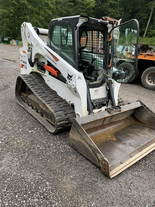 2021 BOBCAT T740