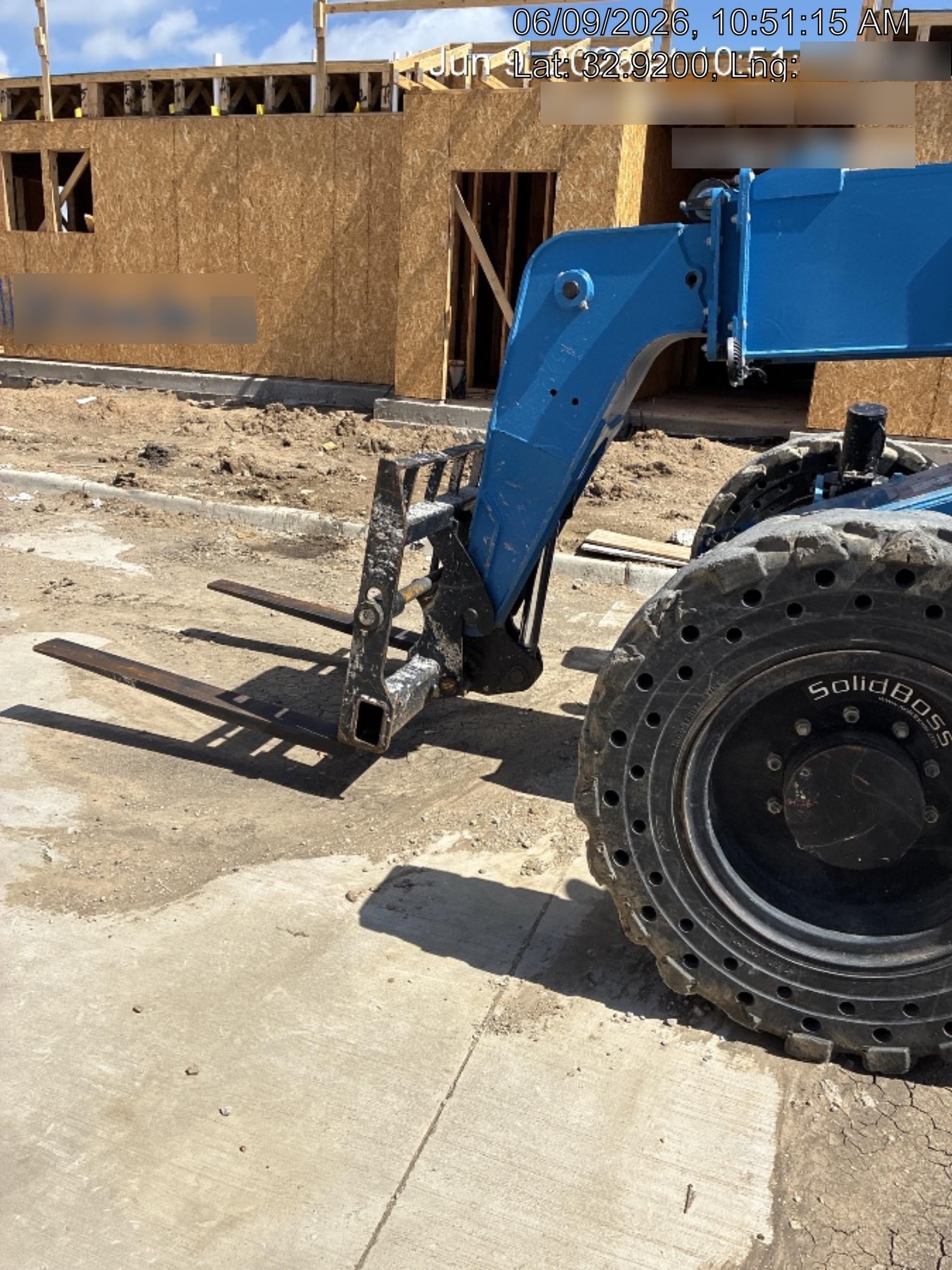 2018 Genie GTH-844 Genie GTH-844D w/Open ROPS, FF Tires, Work Light/Beacon, 60" Carriage and Forks