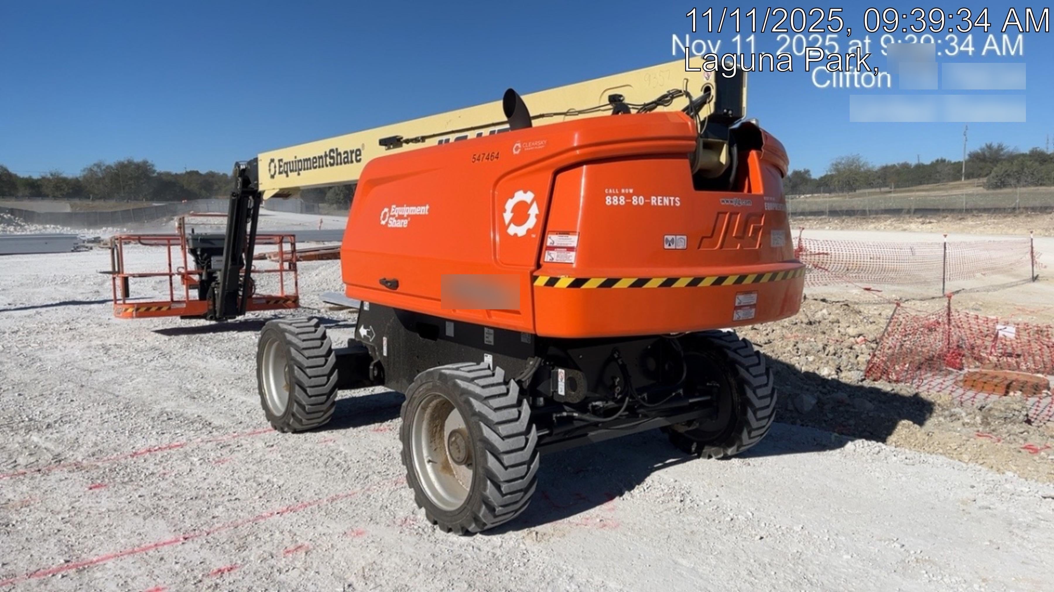 2025 JLG 660SJ