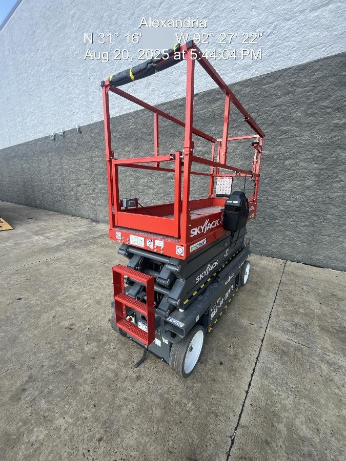 2025 SKYJACK SJ3226