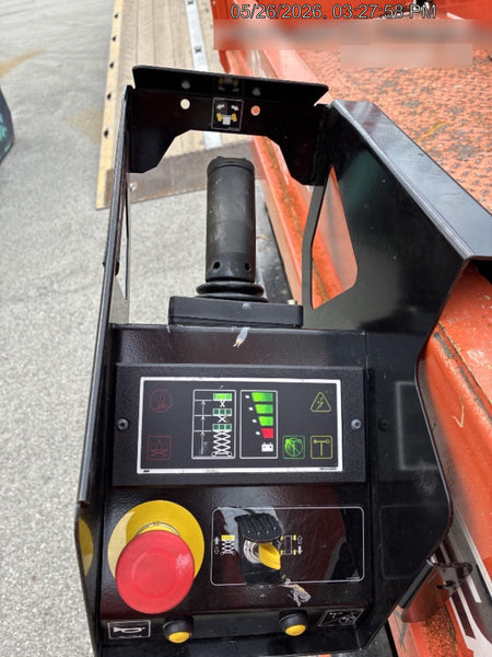 2022 JLG ES2632